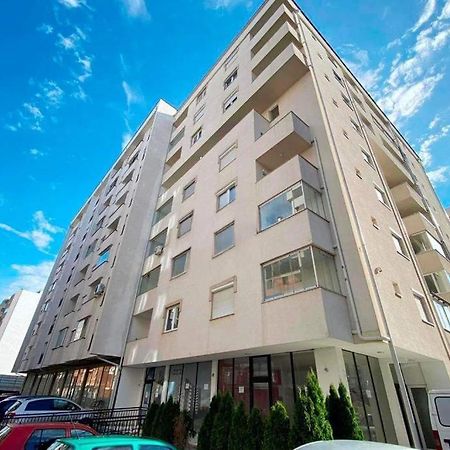 1-Bedroom Apartment Fushe Kosove Kosovo Polje Ngoại thất bức ảnh